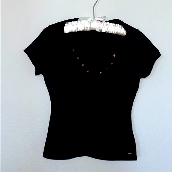 Guess Black Short Sleeve Tee with Stud Accents Small - Picture 1 of 12
